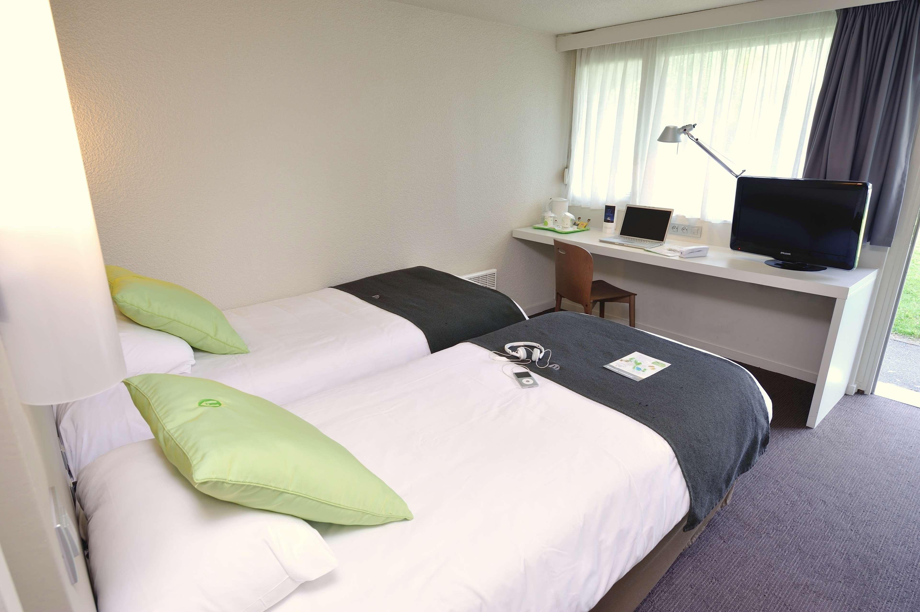 Kyriad Villeneuve Saint Georges - Hotel Renove Экстерьер фото